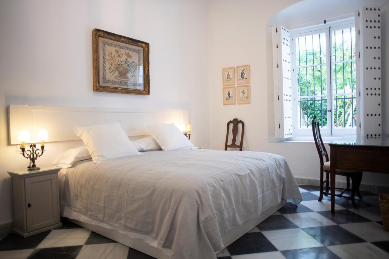 Gatu Premium Apartamento Palacio Oneto Con Jardin Privado " Preferente Mayores De 25 Anos Y Familias " El Puerto de Santa María Exteriér fotografie