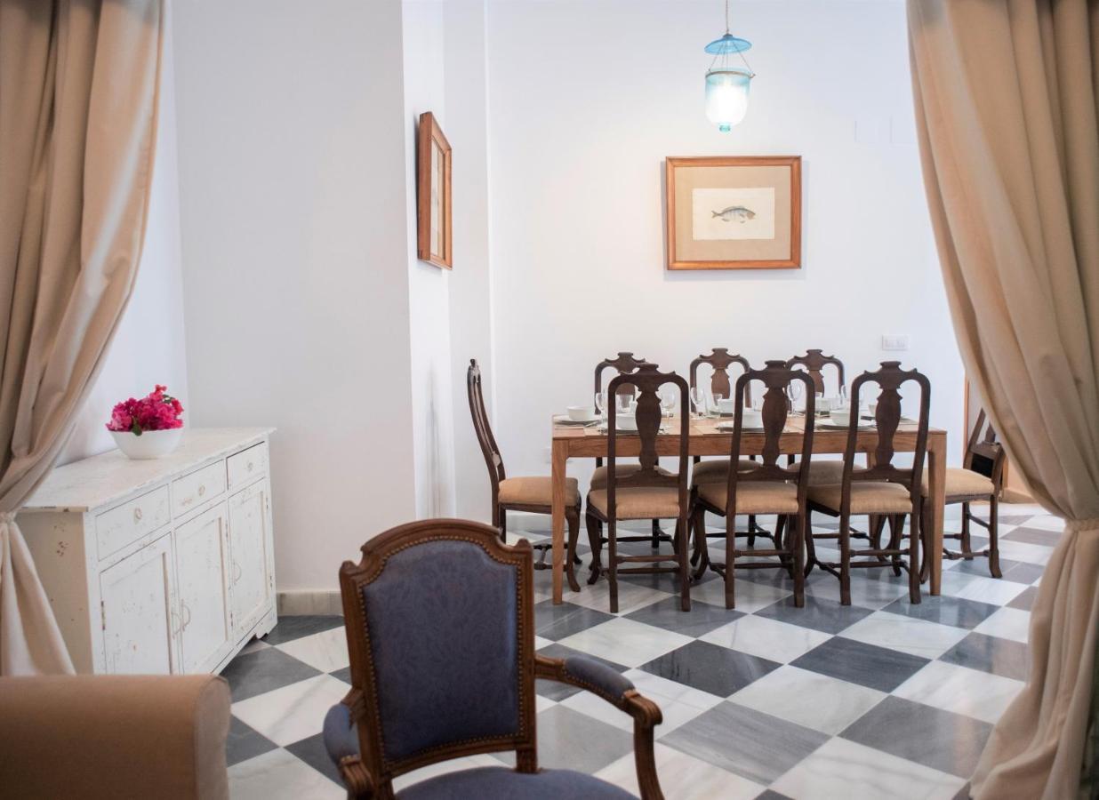 Gatu Premium Apartamento Palacio Oneto Con Jardin Privado " Preferente Mayores De 25 Anos Y Familias " El Puerto de Santa María Exteriér fotografie