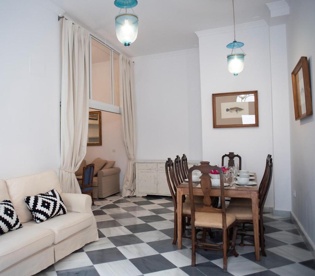 Gatu Premium Apartamento Palacio Oneto Con Jardin Privado " Preferente Mayores De 25 Anos Y Familias " El Puerto de Santa María Exteriér fotografie