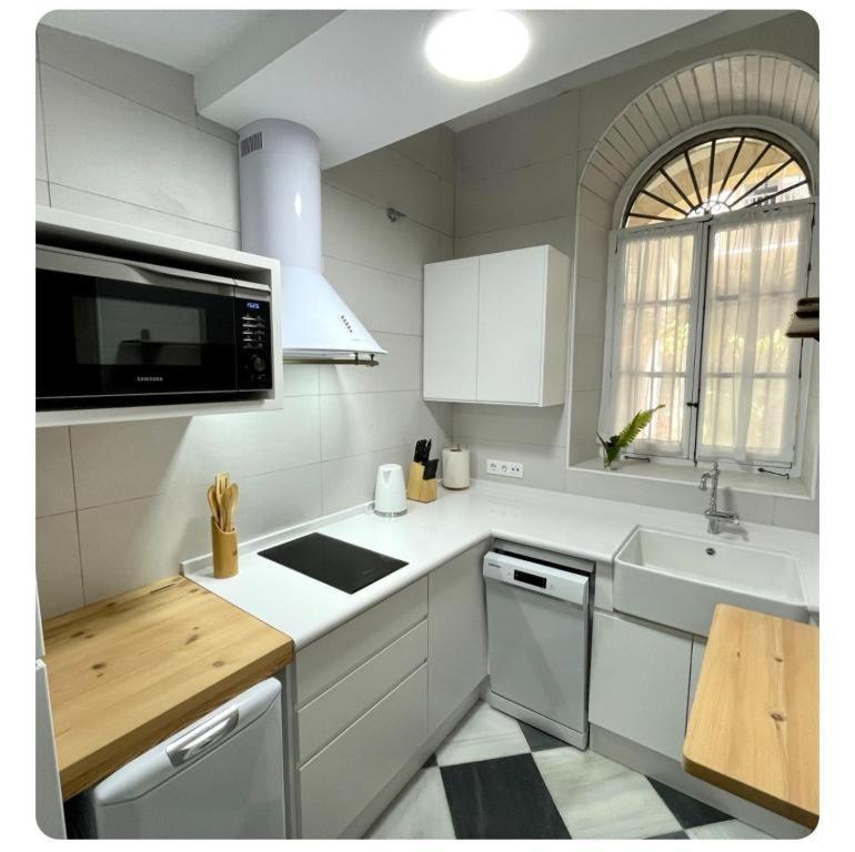 Gatu Premium Apartamento Palacio Oneto Con Jardin Privado " Preferente Mayores De 25 Anos Y Familias " El Puerto de Santa María Exteriér fotografie